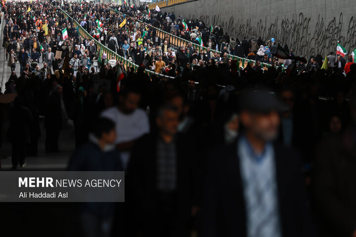 راهپیمایی ۲۲ بهمن در تهران