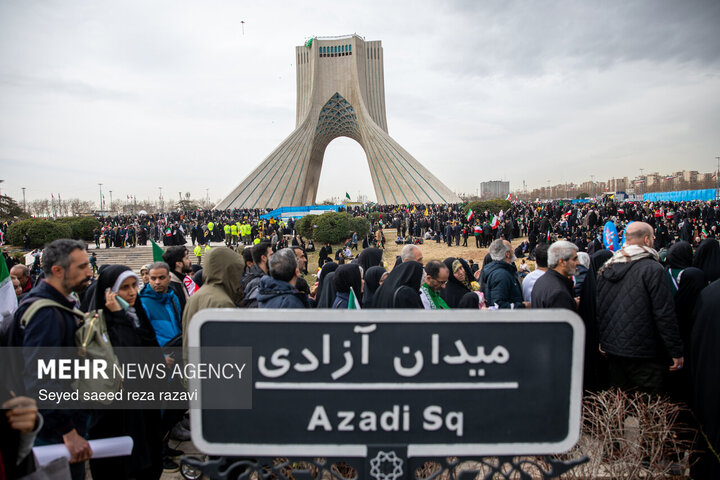 راهپیمایی ۲۲ بهمن در تهران