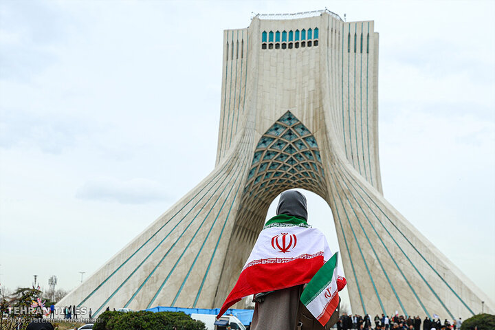 Bahman 22 rallies in photos