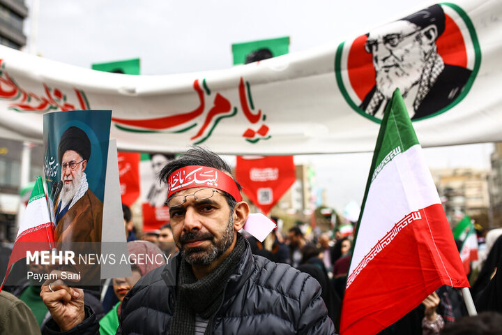 راهپیمایی ۲۲ بهمن در تهران