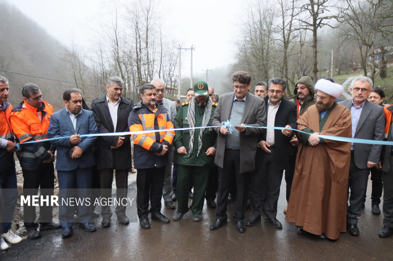 لطفی پور: ۶۲ میلیارد تومان پروژه راهداری در فومن به بهرهبرداری رسید لطفی پور: ۶۲ میلیارد تومان پروژه راهداری در فومن به بهرهبرداری رسید