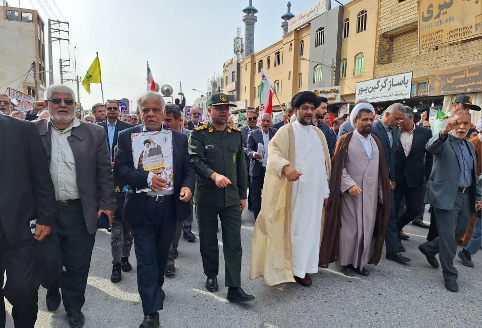 اسلامي،راهپيمايي،گناوه،جمعه،امام،انقلاب،مصلي،انقلابي،ره،بهمن،مرگ