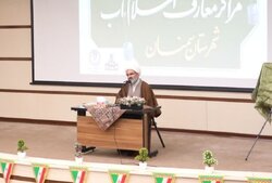 ضرورت تشکیل قرارگاه فرهنگی در سمنان؛ «هم‌افزایی» راهبرد مقابله با دشمن