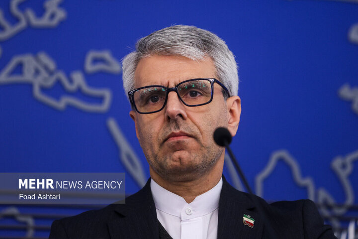 Iran’s streets scene of bonds between nation and govt.