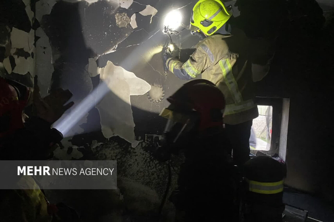 حريق،منزل،برق