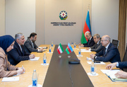 Iran, Azerbaijan stress implementation of bilateral projects