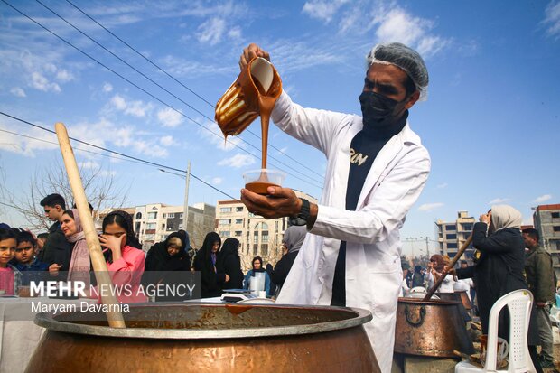 جشنواره پخت سمنو در بجنورد جشنواره پخت سمنو در بجنورد