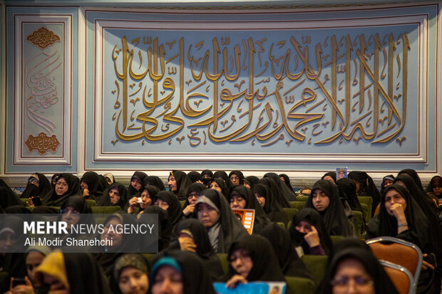 اجلاسیه ملی «شهدای غریب اسارت» در مشهد