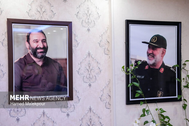 حضور رئیس مجلس در منزل شهید فرج‌الله شوشتری