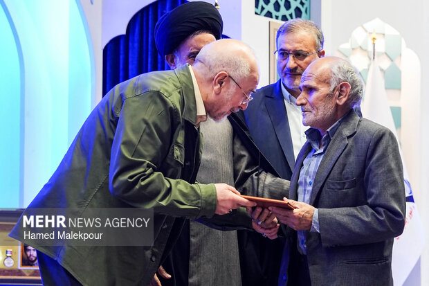 اجلاسیه ملی شهدای غریب اسارت