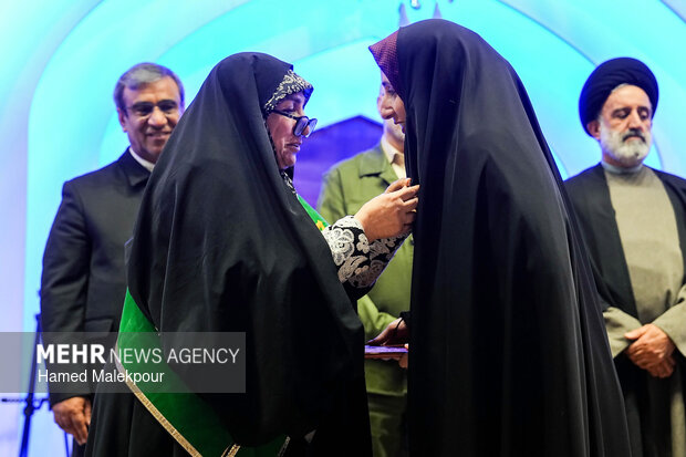 اجلاسیه ملی شهدای غریب اسارت