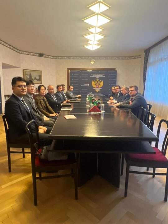 Iran, Russia, China hold trilateral consultations in Vienna