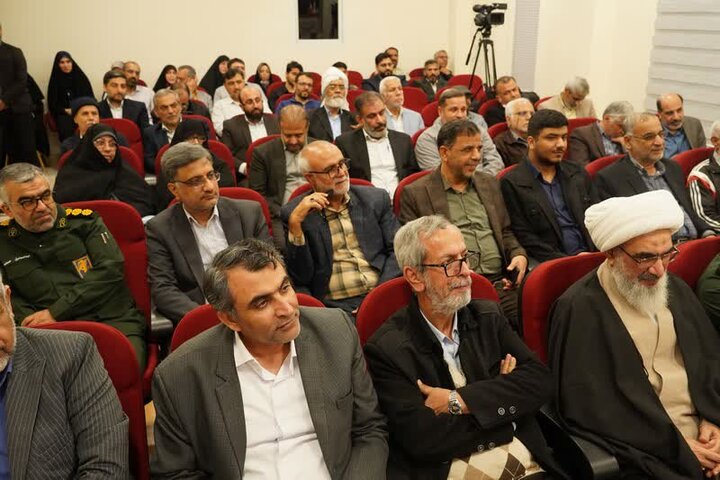 تجلیل از پنج دهه مجاهدت حاج عبدالله فاتحی