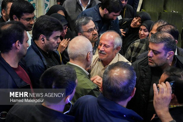 اجلاسیه ملی شهدای غریب اسارت