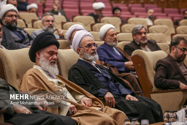 اختتامیه بیست و هفتمین همایش کتاب سال حوزه در قم