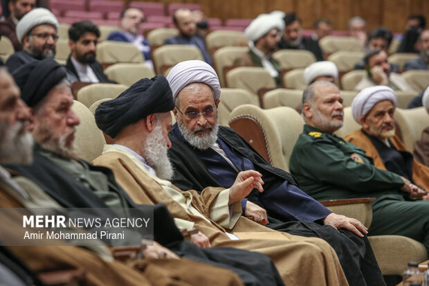 اختتامیه بیست و هفتمین همایش کتاب سال حوزه در قم