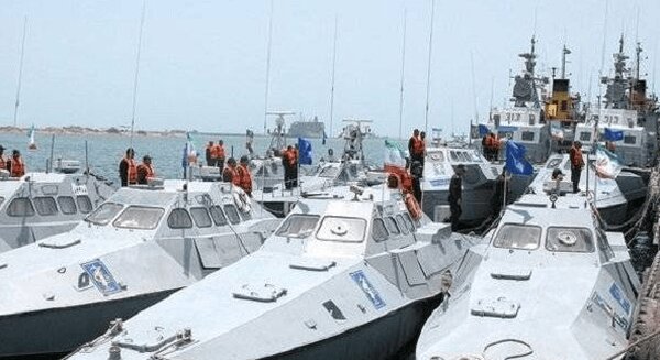 İran, ABD'ye nasıl karşı koyacak? Süratli botları tanıyalım