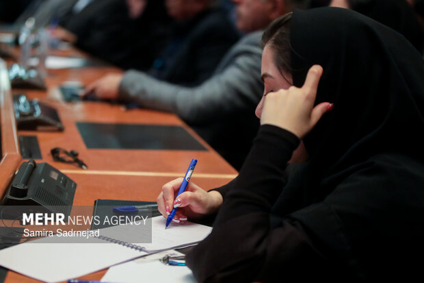 همایش فرصت‌های سرمایه‌گذاری و تامین مالی راه‌گذارهای ریلی و جاده‌ای