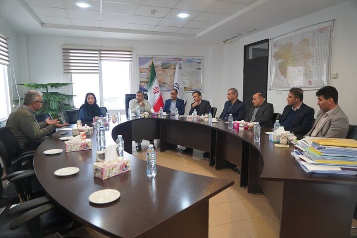 محمدی: برآیند اقدامات و برنامههای کردستان باید تحقق توسعه باشد