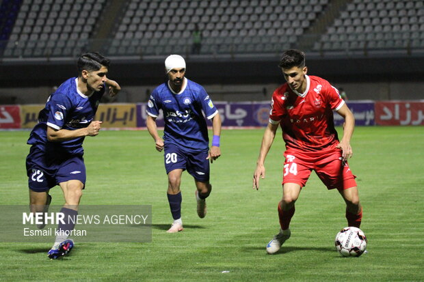 هفته بیست یکم لیگ برتر فوتبال ایران گل‌گهر سیرجان و پرسپولیس تهران