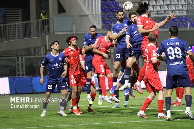 هفته بیست یکم لیگ برتر فوتبال ایران گل‌گهر سیرجان و پرسپولیس تهران