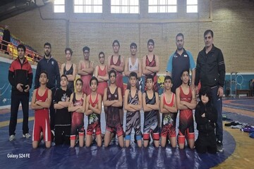 مسابقات لیگ نونهالان کشتی آزاد خرم‌آباد برگزار شد
