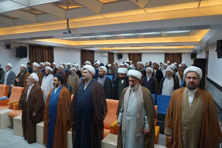 توانمندسازی امامان جماعت مساجد لرستان در قالب طرح «محراب»