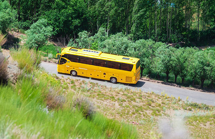 کدام صندلی اتوبوس برای سفر شبانه بهتر است؟