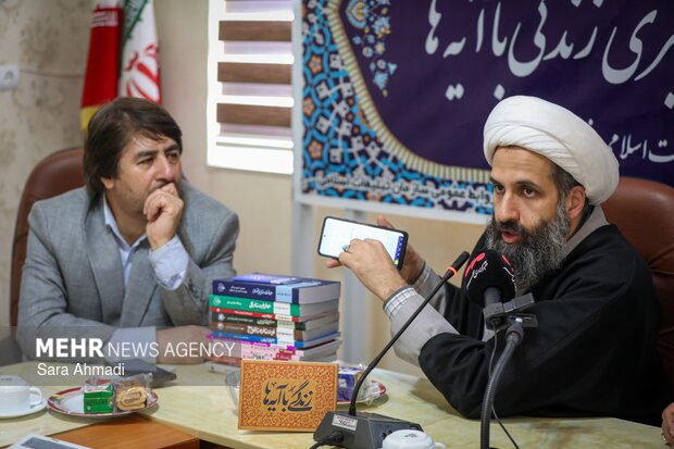 نشست خبری طرح ملی «زندگی با آیه ها» در مشهد