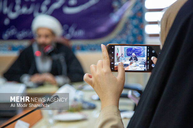 نشست خبری طرح ملی «زندگی با آیه ها» در مشهد