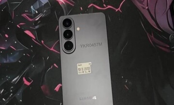 گلکسی اس ۲۶ پلاس با برچسب قیمت ۱۶۵۰ دلاری