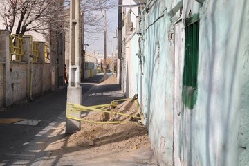 افزایش ایمنی معابر محله هرندی تهران با جابجایی پایه‌های برق