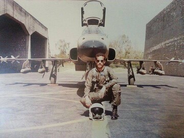 خلبان ایرانی که «گرگ آسمان» دشمن شد