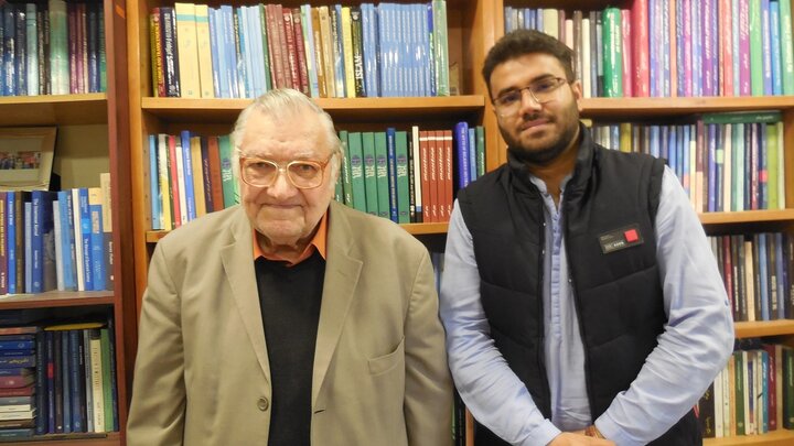 روزانه ۱۰ ساعت ترجمه کردم/ درک عمیق از فرهنگ ایران با تحصیل در ایران