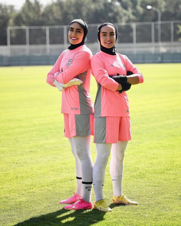 بهترین گلر لیگ: تعصب رنگی جایی در فوتبال حرفهای ندارد