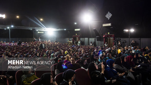 بیست‌وهفتمین جشنواره بین‌المللی قصه‌گویی در اصفهان