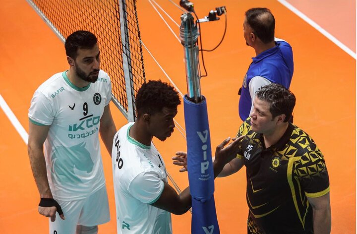 فدراسیون جهانی در مورد جنجال موسوی و بازیکن کوبایی پیکان چه می&zwnj;گوید؟