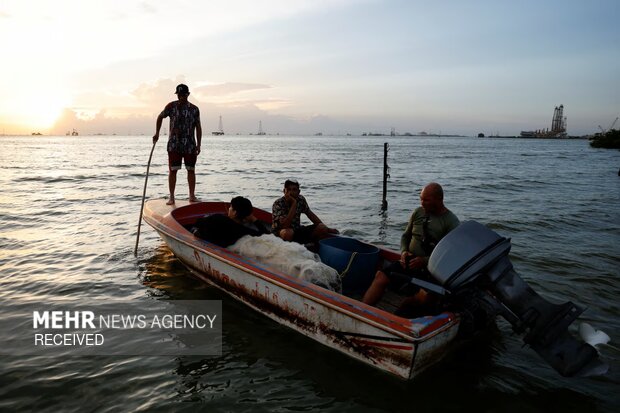چالش ماهیگیران ونزوئلایی با آلودگی نفتی دریا
