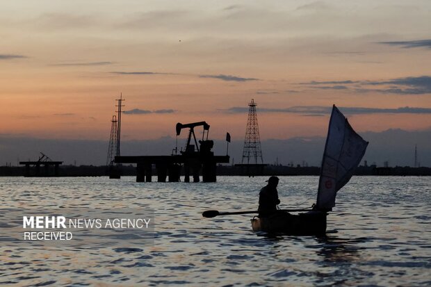 چالش ماهیگیران ونزوئلایی با آلودگی نفتی دریا