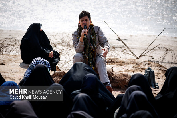 راهیان نور در یادمان شهدای طلائیه