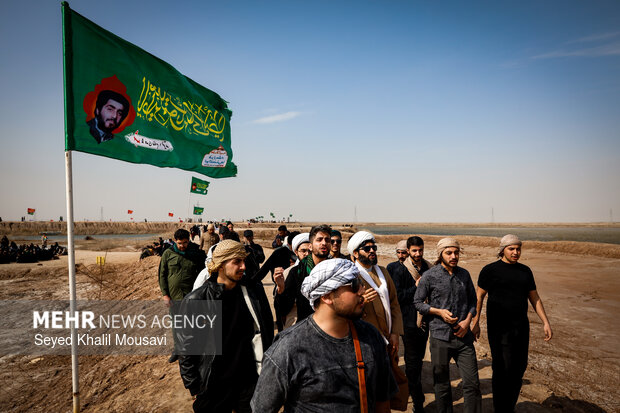 راهیان نور در یادمان شهدای طلائیه