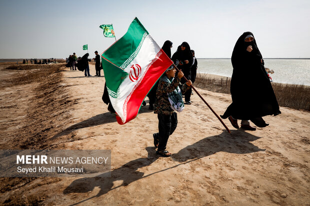 راهیان نور در یادمان شهدای طلائیه