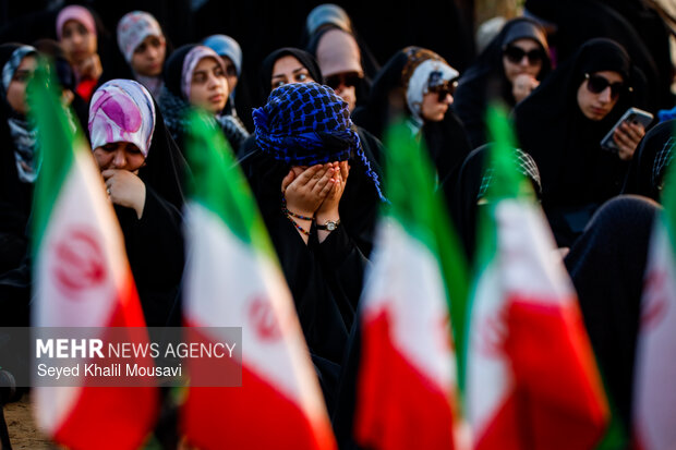 راهیان نور در يادمان شهدای علقمه خرمشهر