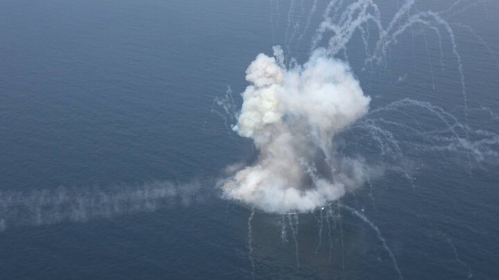 Iran drills for ‘smart control’ of Hormuz Strait