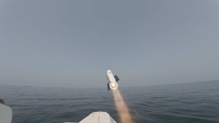 Iran drills for ‘smart control’ of Hormuz Strait