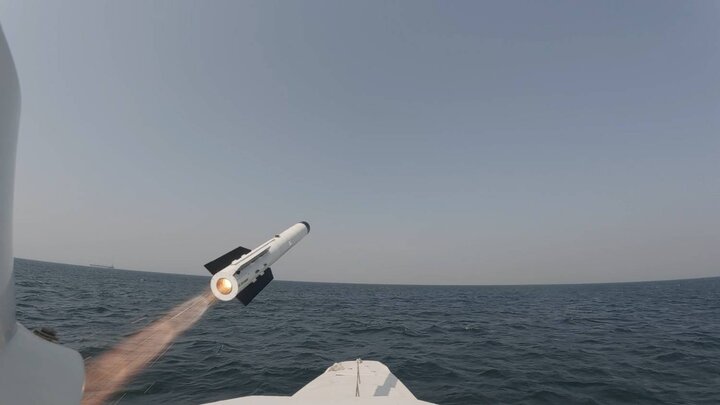 Iran drills for ‘smart control’ of Hormuz Strait