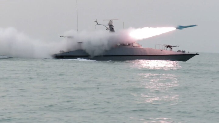 Iran drills for ‘smart control’ of Hormuz Strait