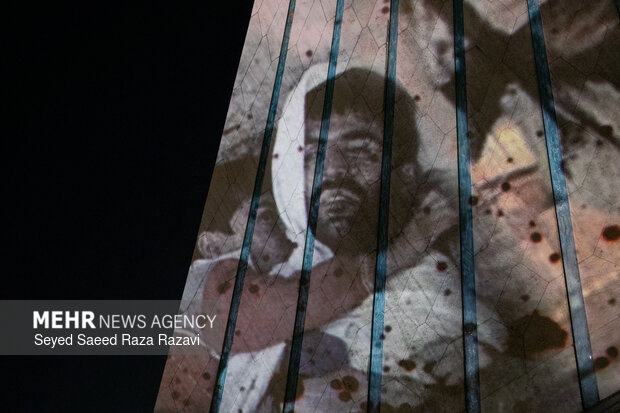 نورپردازی سه بعدی به مناسبت بزرگداشت شهدای فتنه آمریکایی - صهیونیستی