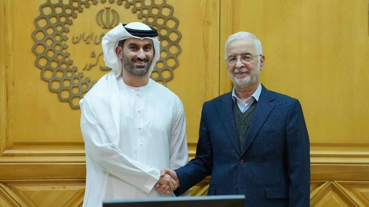 كشور،ايران،امارات،روابط،ماه،مومني