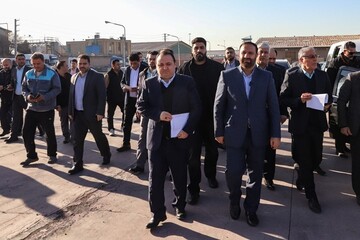 تعیین تکلیف ۱۵ همت کالا در گمرکات تهران طی ۱۰ ماه